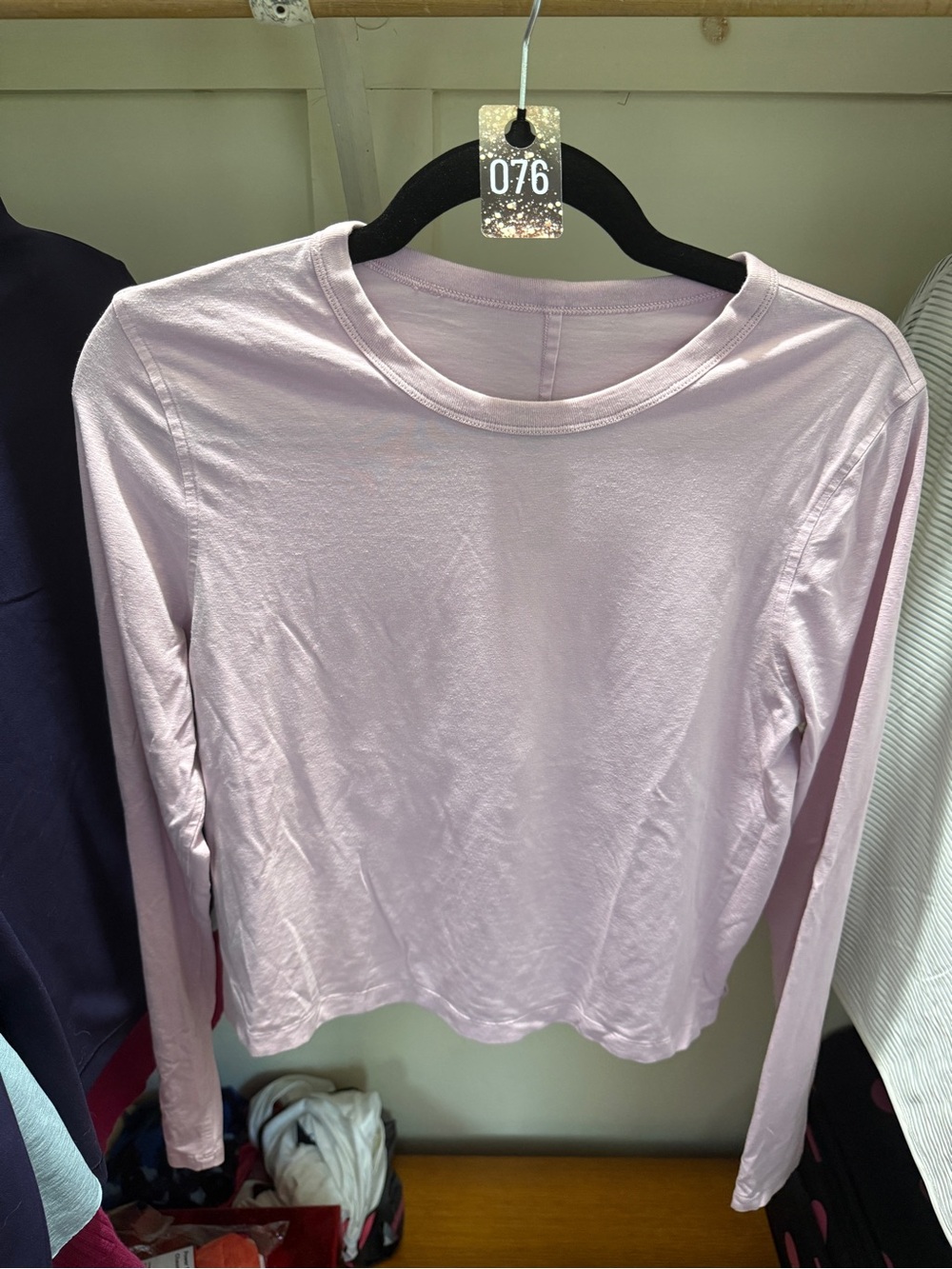 076 lululemon athletica classic fit cotton blend long sleeve Light Pink